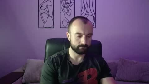 Snapshot of brindlefly69 chatting on October 10, 11:09 am brindlefly69 online show from October 10, 11:09 am