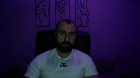 Snapshot of brindlefly69 chatting on October 15, 11:21 am brindlefly69 online show from October 15, 11:21 am