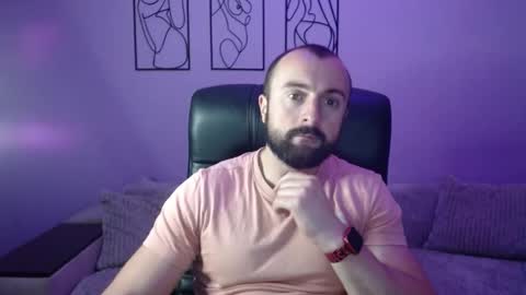 Snapshot of brindlefly69 chatting on October 20, 11:10 am brindlefly69 online show from October 20, 11:10 am