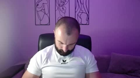 Snapshot of brindlefly69 chatting on October 28, 11:47 am brindlefly69 online show from October 28, 11:47 am