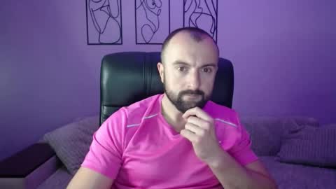 Snapshot of brindlefly69 chatting on November 1, 11:34 am brindlefly69 online show from November 1, 11:34 am