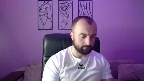 Snapshot of brindlefly69 chatting on November 4, 11:20 am brindlefly69 online show from November 4, 11:20 am