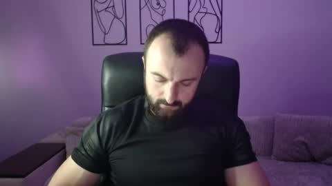 Snapshot of brindlefly69 chatting on November 25, 12:16 pm brindlefly69 online show from November 25, 12:16 pm