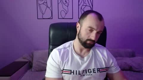 Snapshot of brindlefly69 chatting on December 22, 11:29 am brindlefly69 online show from December 22, 11:29 am