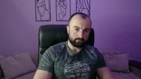 brindlefly69 online show from February 6, 11:57 am