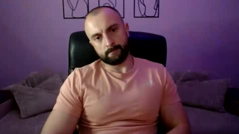 brindlefly69 online show from May 22, 12:11 pm