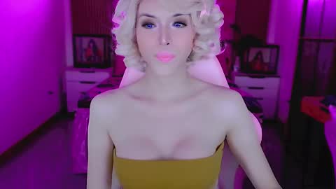 Snapshot of brionatop chatting on October 20, 11:38 pm brionatop online show from October 20, 11:38 pm