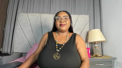 Snapshot of brionygip chatting on January 13, 12:21 pm ANGIE online show from January 13, 12:21 pm