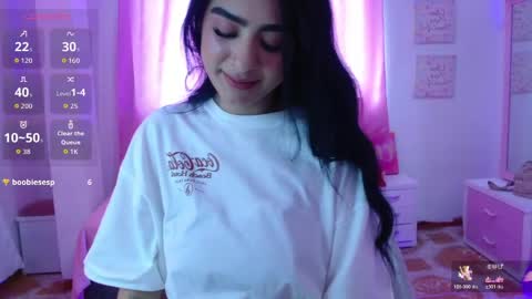 britannie_ online show from June 7, 4:44 pm