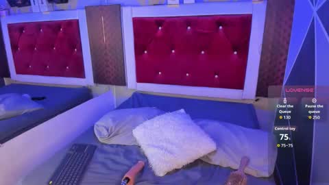 BritannyClaire online show from September 28, 5:35 am