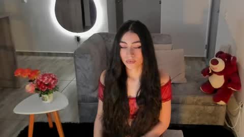 Snapshot of britany__lenox chatting on April 10, 12:05 am britany lenox online show from April 10, 12:05 am