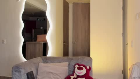 Snapshot of britany__lenox chatting on May 29, 2:42 am britany lenox online show from May 29, 2:42 am