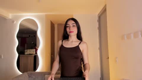 Snapshot of britany__lenox chatting on June 22, 3:36 am britany lenox online show from June 22, 3:36 am
