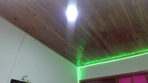 Snapshot of brith_ness chatting on May 19, 12:11 pm Brith ness online show from May 19, 12:11 pm