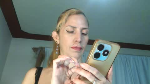 brithany hunt online show from June 14, 6:43 pm