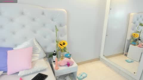 Brithany Rousee online show from December 5, 10:23 pm
