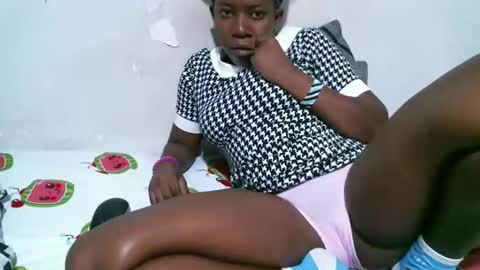 leccie online show from December 1, 6:46 pm