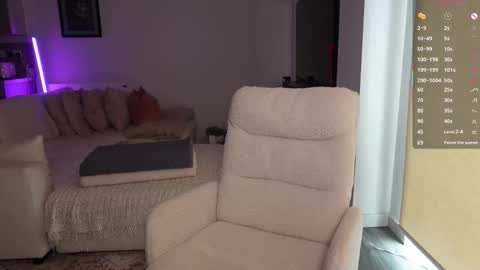 Snapshot of britishsofia chatting on March 22, 3:26 pm British Sofia online show from March 22, 3:26 pm