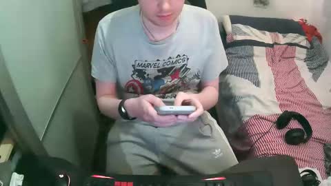 Snapshot of britishtom93 chatting on March 27, 12:27 am British Tom online show from March 27, 12:27 am