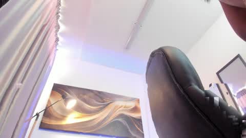 Snapshot of britney_cortez chatting on April 1, 1:23 pm Britney online show from April 1, 1:23 pm