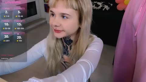 Britney online show from March 25, 7:09 pm