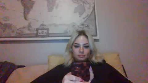 britneycherry08 online show from June 27, 5:56 am