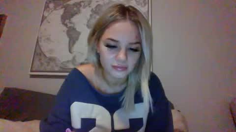 britneycherry08 online show from July 3, 3:13 am