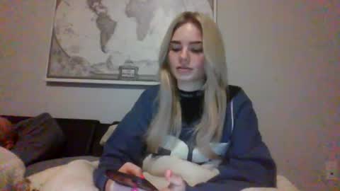 britneycherry08 online show from July 8, 3:00 am