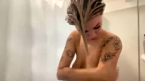 britneycherry08 online show from July 20, 7:05 pm