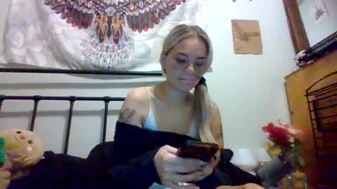 britneycherry08 online show from August 1, 9:57 pm