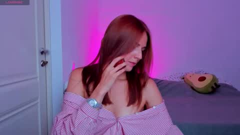 britneyhall online show from September 30, 9:03 am