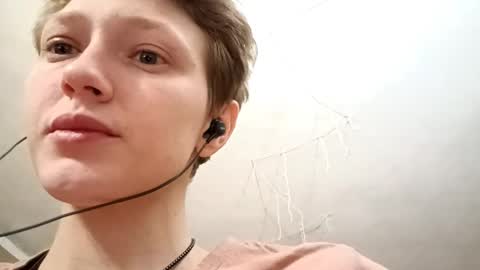 Ella online show from September 17, 9:49 pm