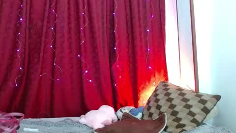 Snapshot of brittany_bubbles chatting on February 28, 5:26 pm maru miaw Please help me to reach 100 thumbs up online show from February 28, 5:26 pm
