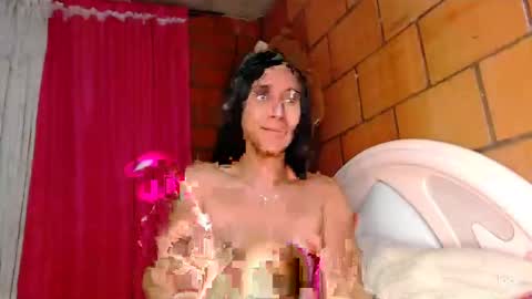 Snapshot of brittany_tempation97 chatting on March 10, 1:56 am Julieth Sofa Rincn Amador online show from March 10, 1:56 am