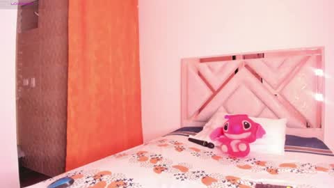 brittany 25 years old  happy as a worm  online show from June 13, 6:55 am