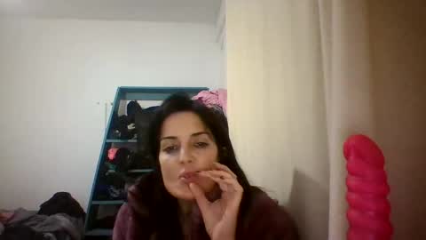 Snapshot of brittanylove1508 chatting on May 27, 1:57 am Brittany Love online show from May 27, 1:57 am