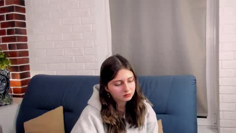 Snapshot of brittpobre chatting on December 3, 7:23 pm brittpobre online show from December 3, 7:23 pm