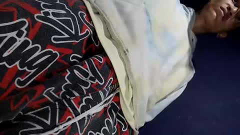 ....Kriss Vergara....... online show from June 8, 6:52 pm
