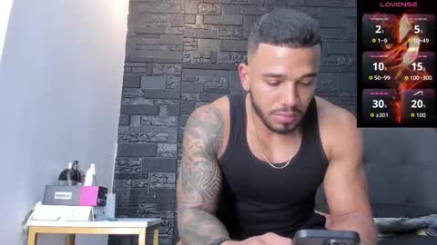 brock_hurn online show from October 19, 8:42 pm