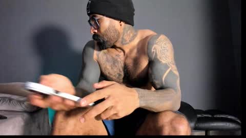 brockhurn_ online show from October 1, 5:41 pm