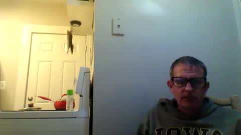 brodyb545755 online show from October 24, 6:21 am