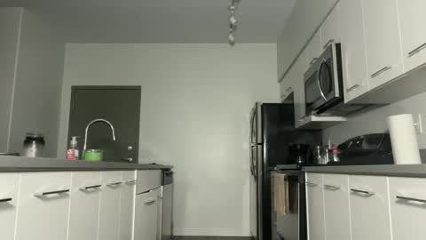 Brody Biggs online show from October 3, 1:02 am