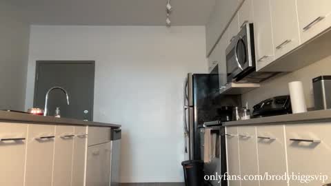 Brody Biggs online show from November 22, 8:19 pm