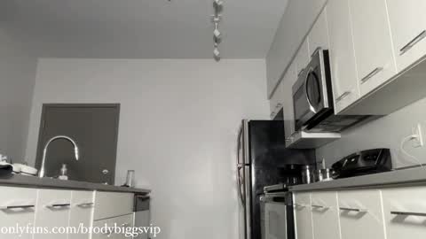 Brody Biggs online show from March 28, 12:54 am