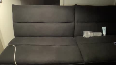 Snapshot of brokehungcollegeguy chatting on March 19, 7:23 am Broke Hung College Guy online show from March 19, 7:23 am