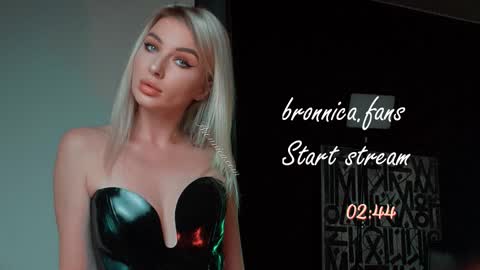 Anna online show from November 2, 4:09 pm