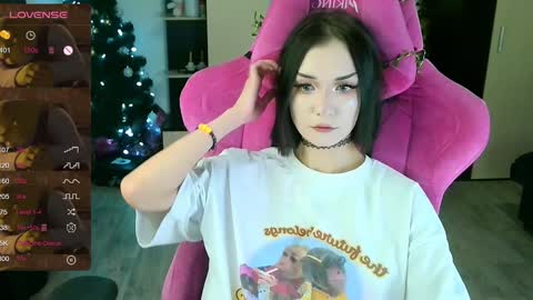 Snapshot of broodmommyy3 chatting on January 13, 10:13 pm Martha online show from January 13, 10:13 pm