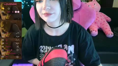 Snapshot of broodmommyy3 chatting on February 3, 10:03 am Martha online show from February 3, 10:03 am