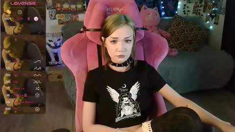 Snapshot of broodmommyy3 chatting on March 9, 8:07 am Martha online show from March 9, 8:07 am