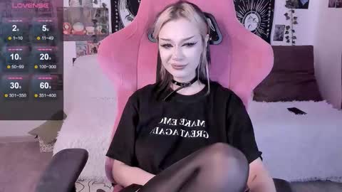 Snapshot of broodmommyy3 chatting on September 20, 11:44 am Martha online show from September 20, 11:44 am